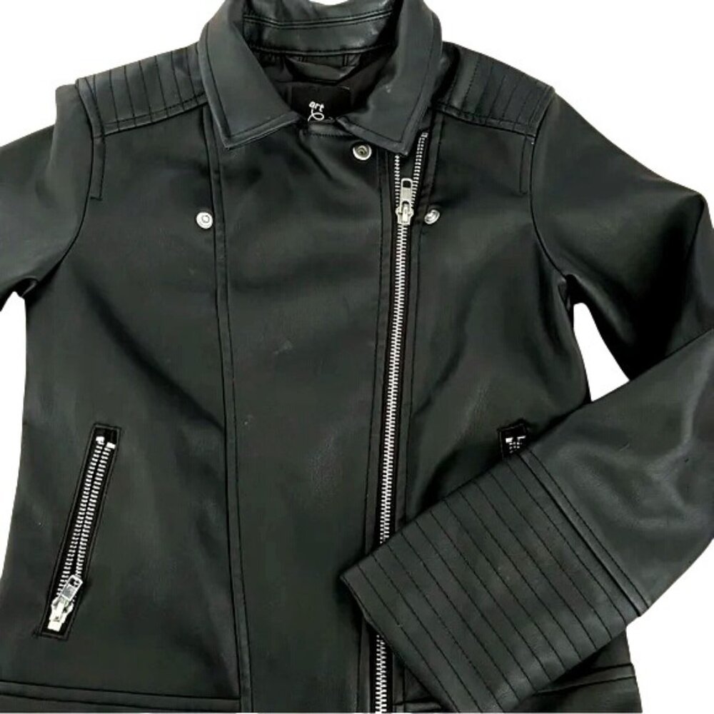 Girls Black Faux Leather Moto Jacket With Quilted Shoulder Details & Zip Pockets - Picture 3 of 9